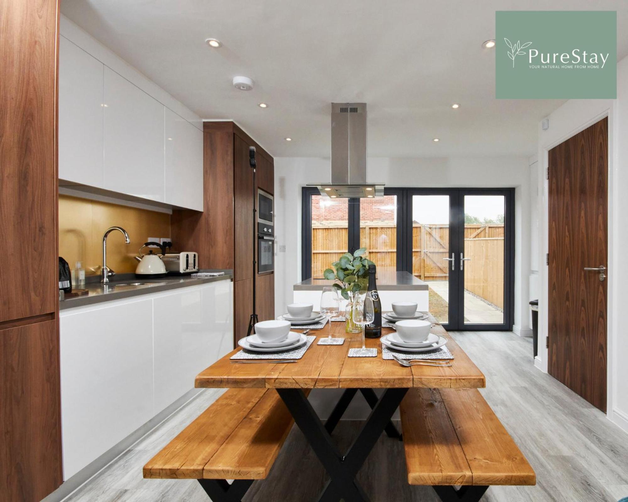 Stunning 5 Bed Manchester House With Parking By Purestay Short Lets & Serviced Accommodation Екстер'єр фото