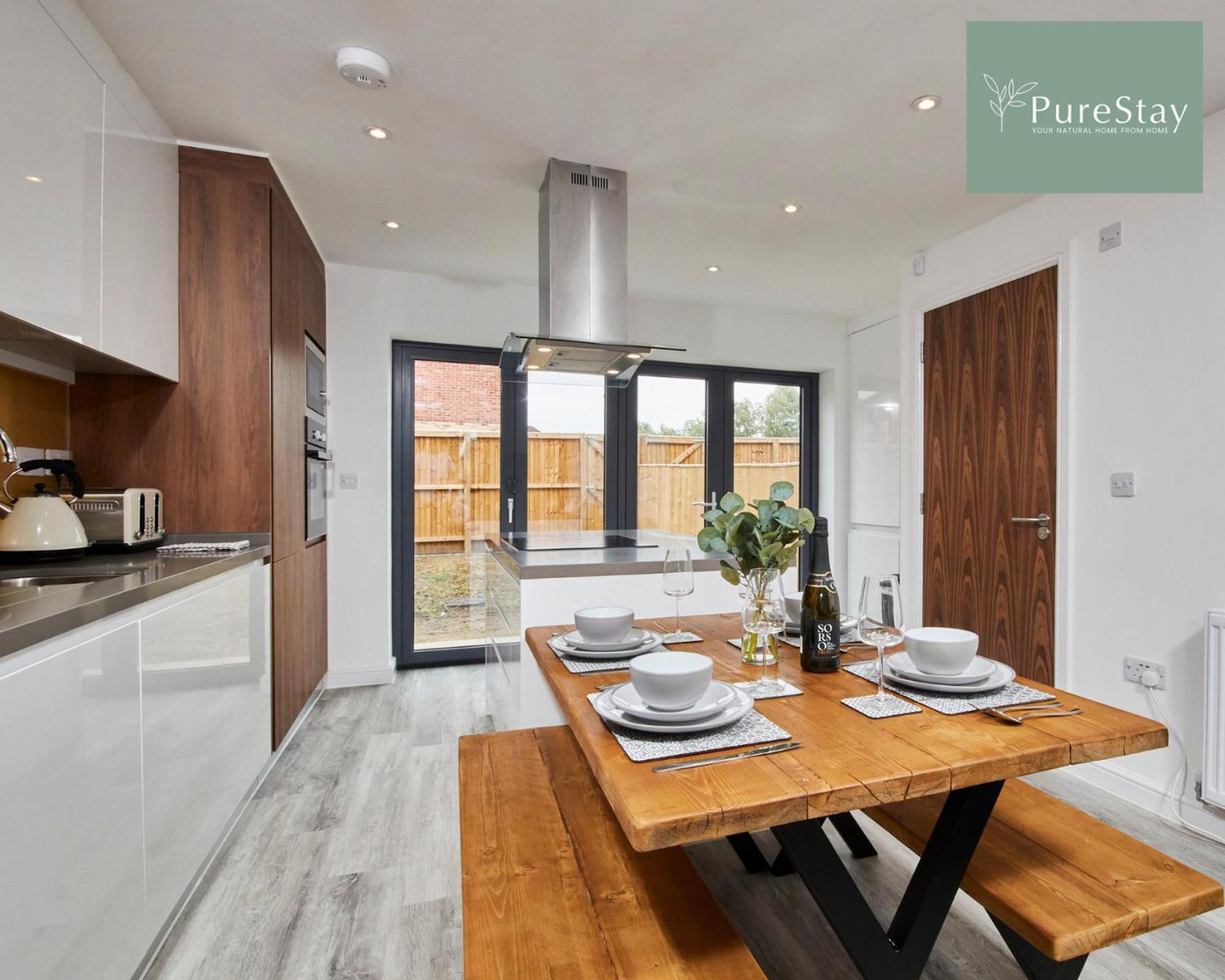 Stunning 5 Bed Manchester House With Parking By Purestay Short Lets & Serviced Accommodation Екстер'єр фото