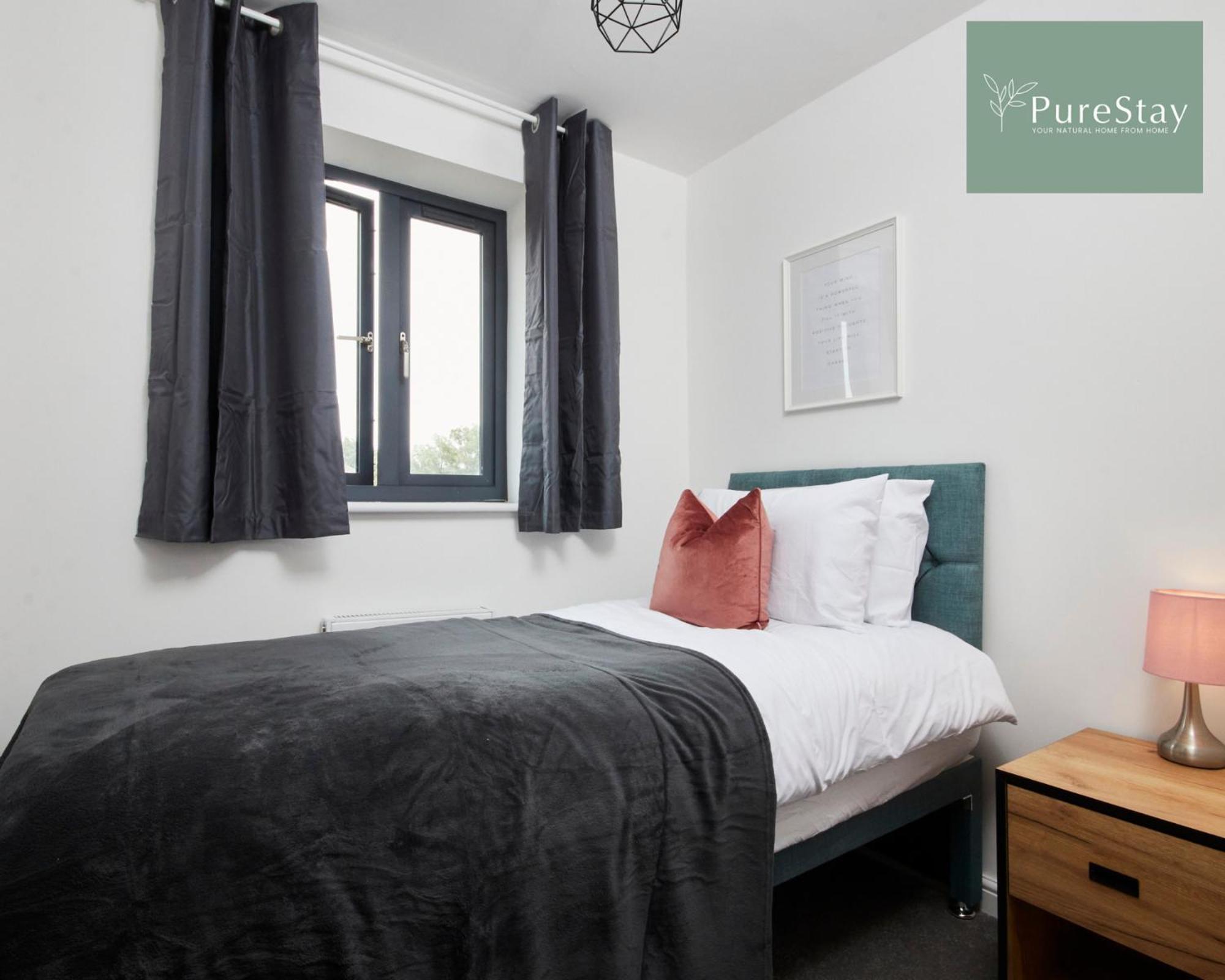 Stunning 5 Bed Manchester House With Parking By Purestay Short Lets & Serviced Accommodation Екстер'єр фото