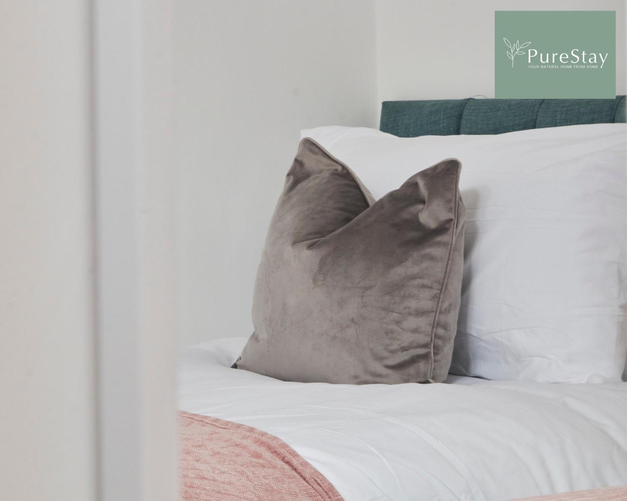 Stunning 5 Bed Manchester House With Parking By Purestay Short Lets & Serviced Accommodation Екстер'єр фото