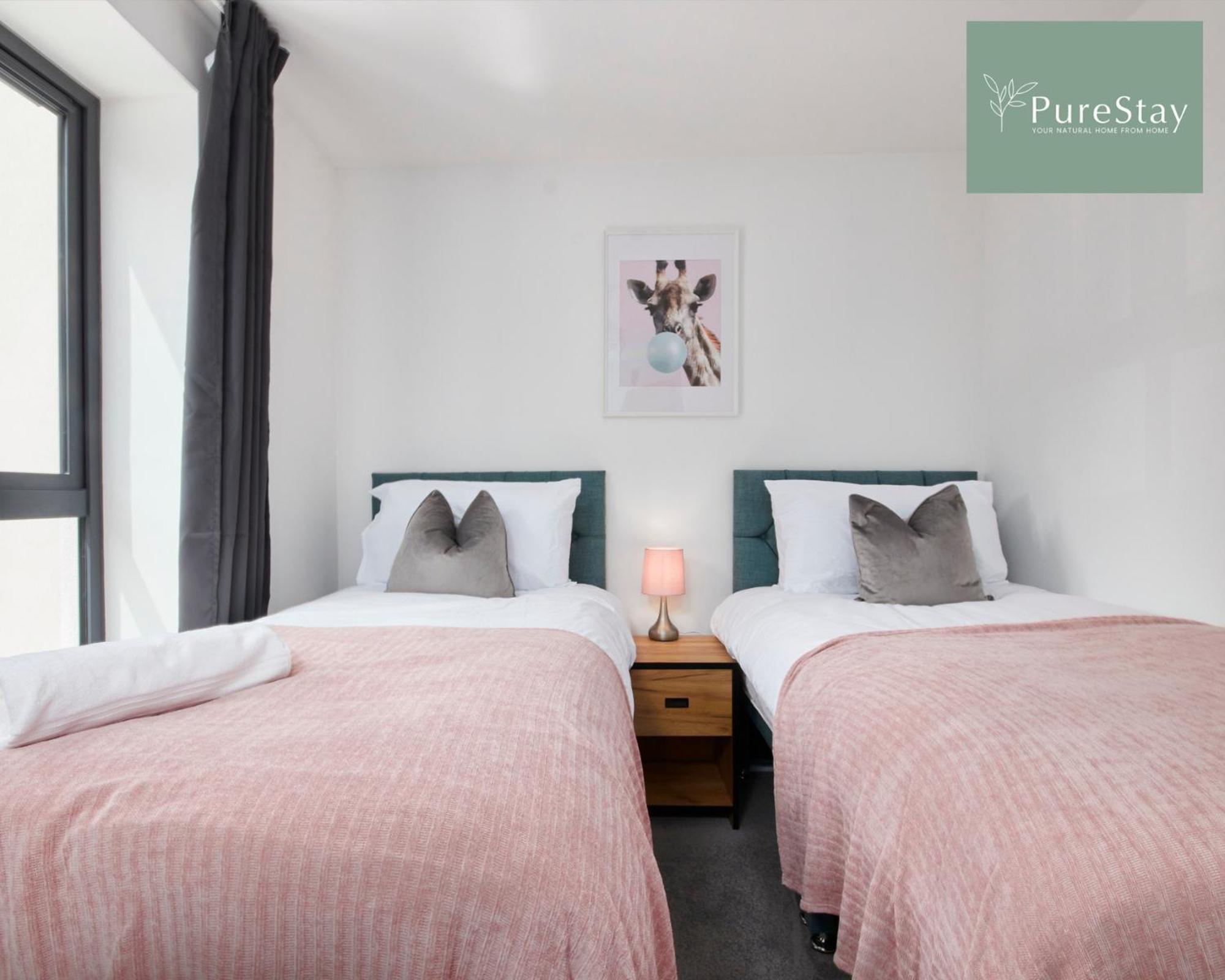 Stunning 5 Bed Manchester House With Parking By Purestay Short Lets & Serviced Accommodation Екстер'єр фото