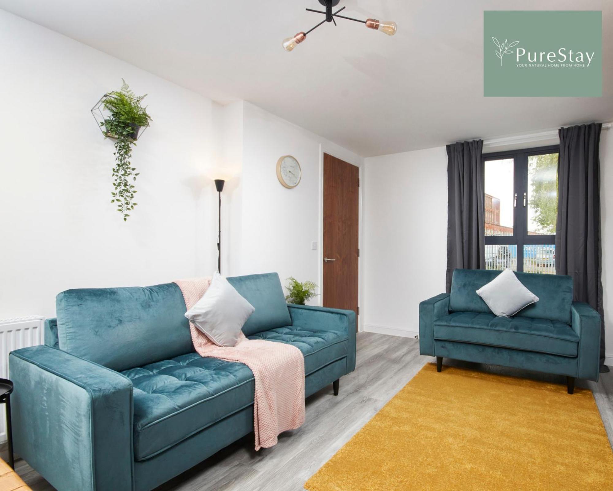 Stunning 5 Bed Manchester House With Parking By Purestay Short Lets & Serviced Accommodation Екстер'єр фото